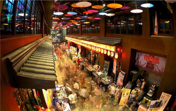 大唐西市丝路风情街获评西安最美特色商业街区